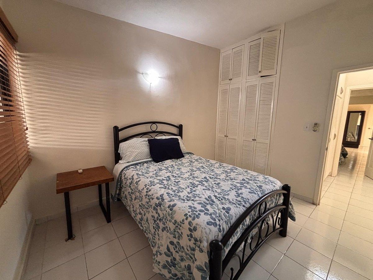 12 de 18: RECAMARA 1