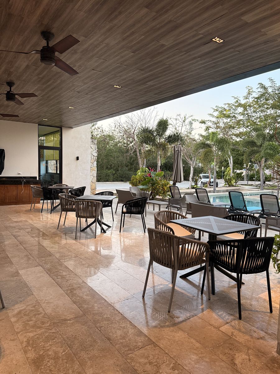 24 de 24: Terraza casa club