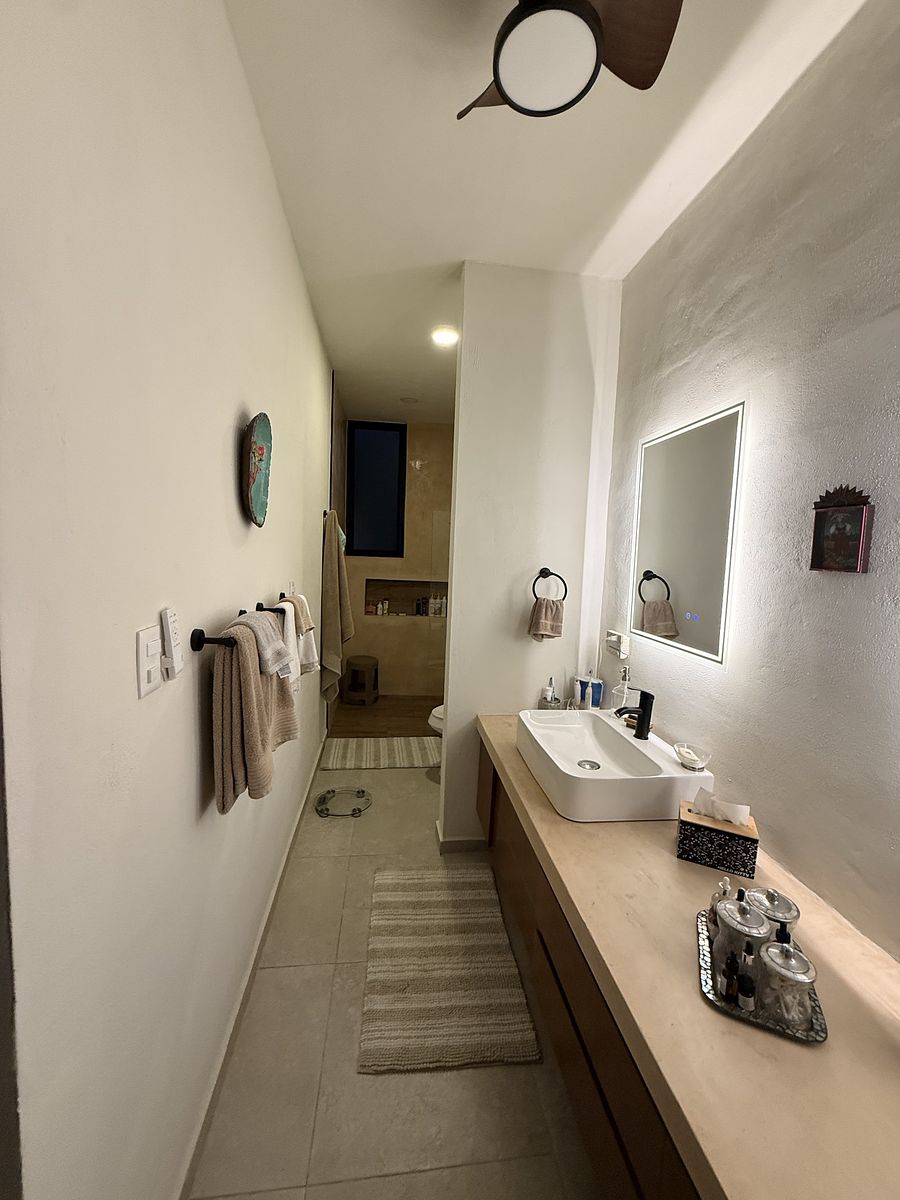 12 de 24: Baño recamara principal