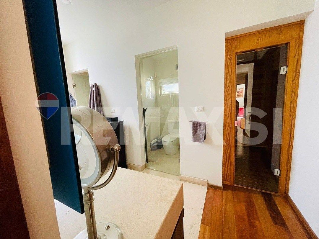 18 de 34: SAUNA EN BAÑO PRINCIPAL