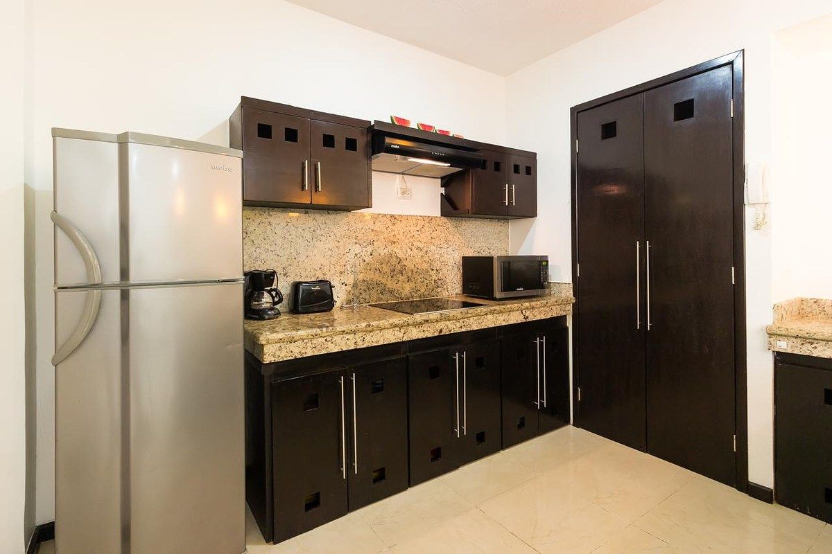 11 de 16: COCINA EQUIP ID3129 CONDO SUN PARADISE 5TA AVENIDA BIS Y 38