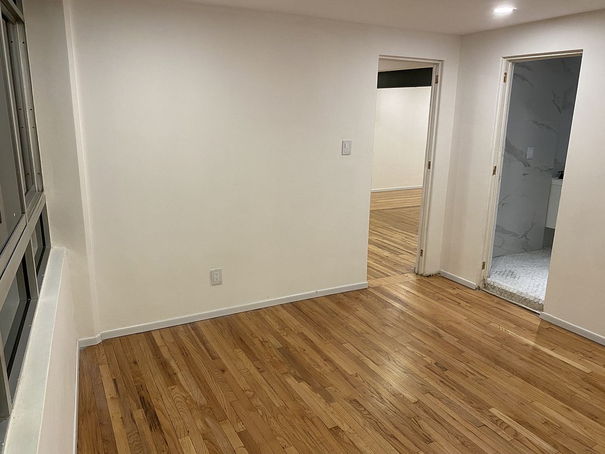 7 of 12: Master Bedroom