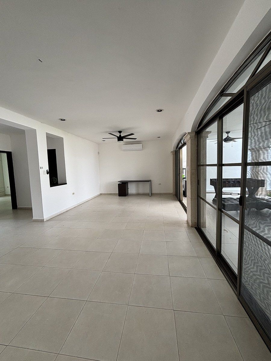 Casa en venta a una cuadra del cumbres - foto 3
