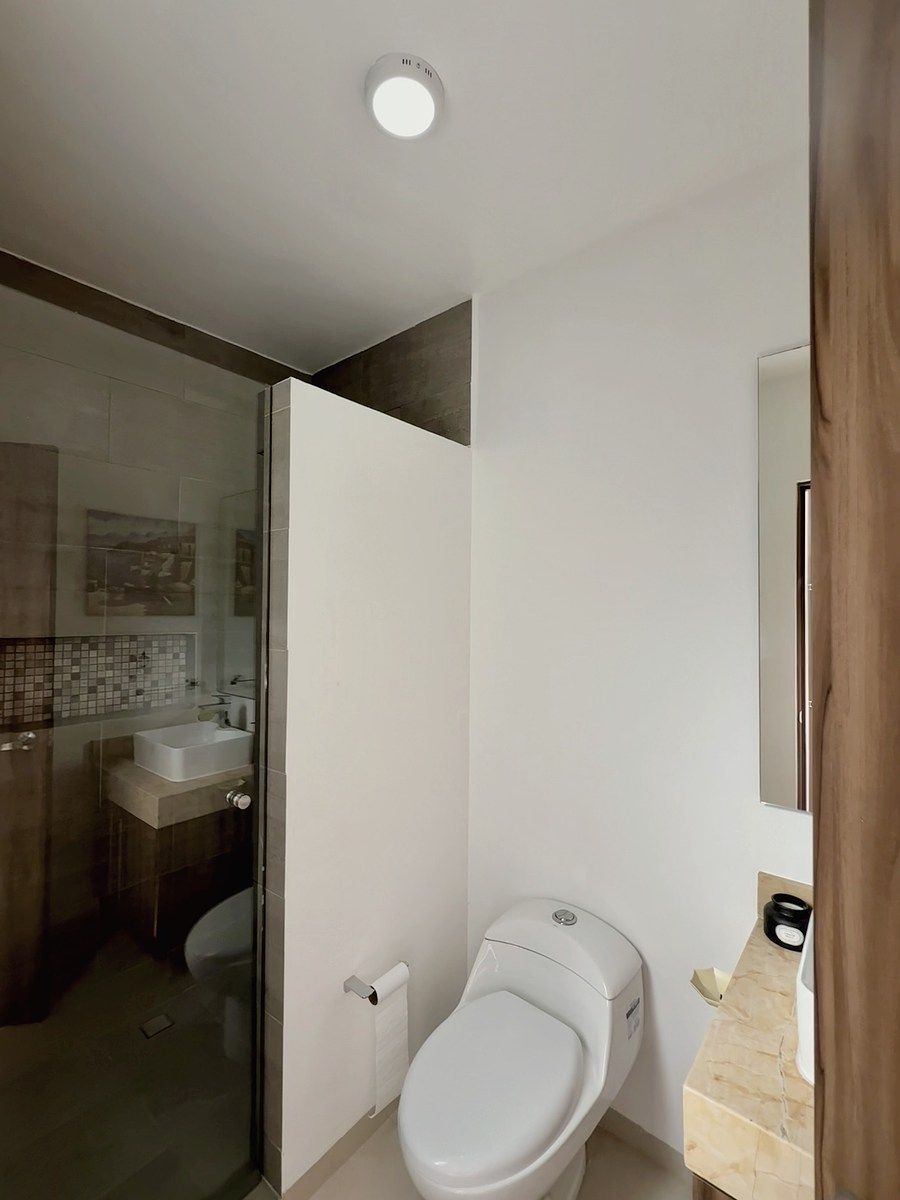 8 de 22: Baño de planta baja (1)