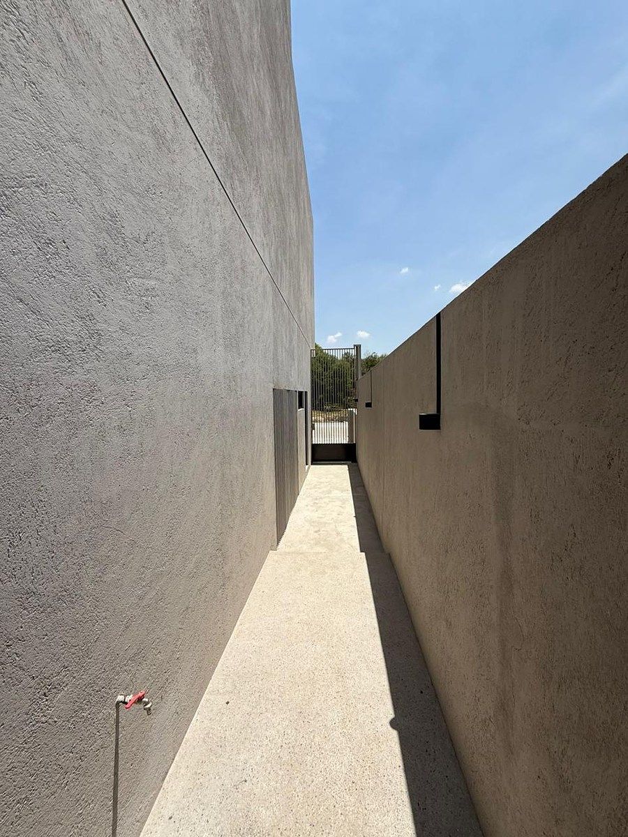 27 de 38: Acceso Lateral