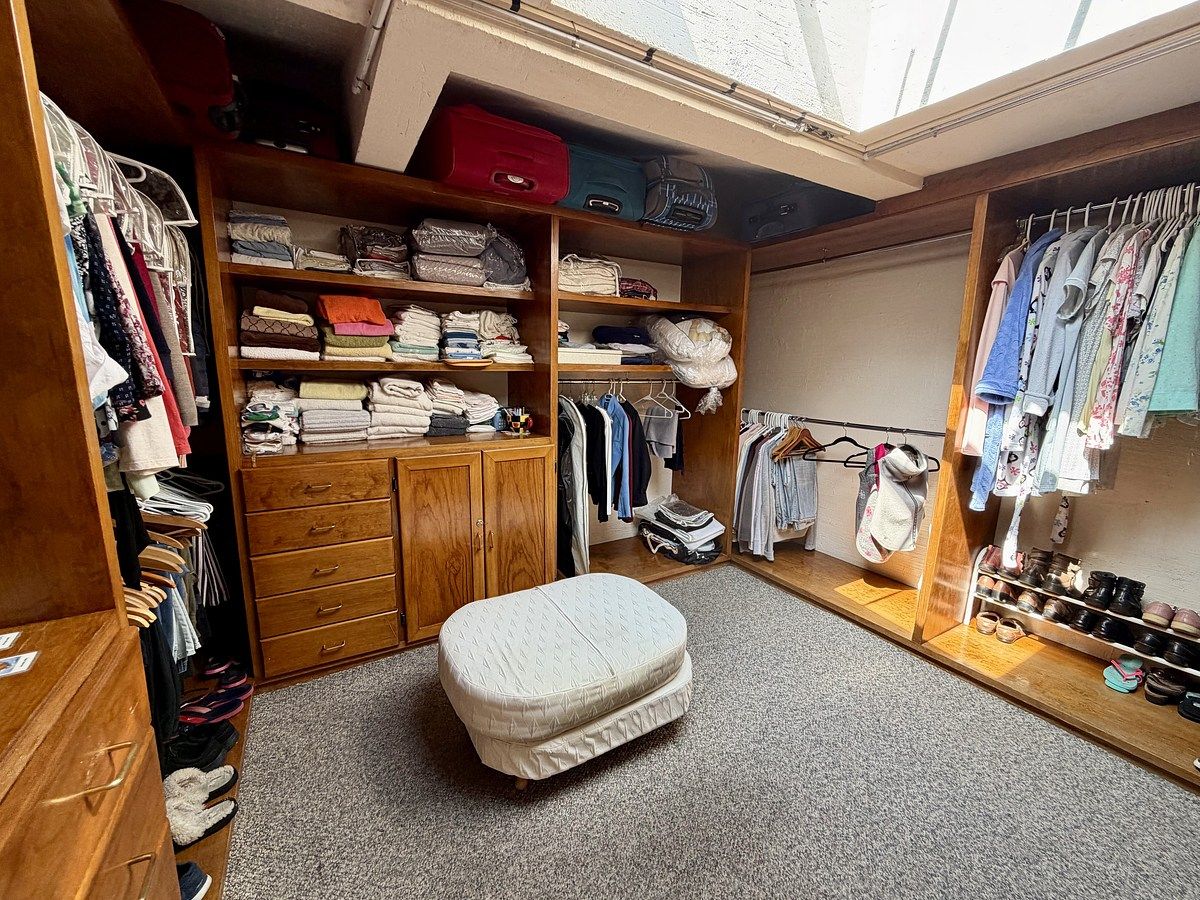 20 de 26: Vestidor rec principal