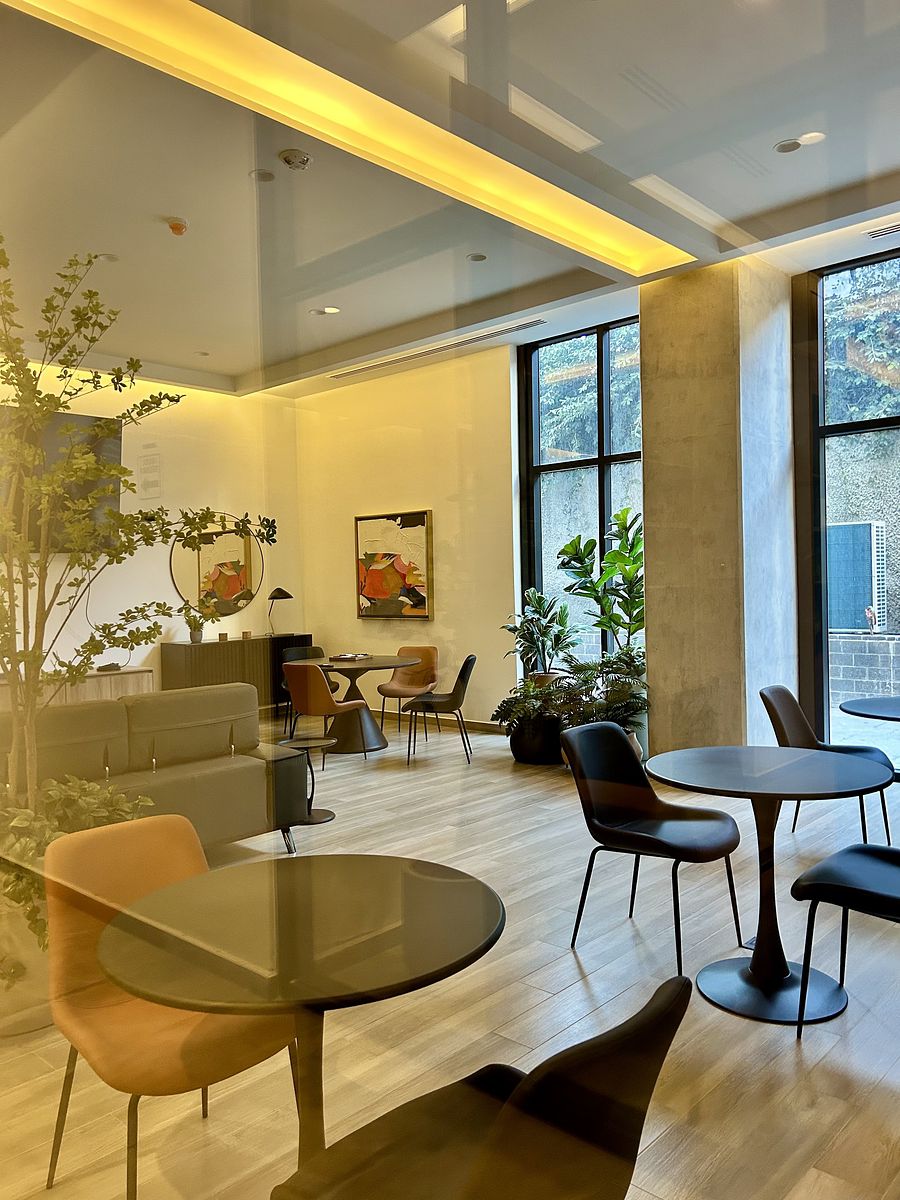 3 de 22: Salón de usos