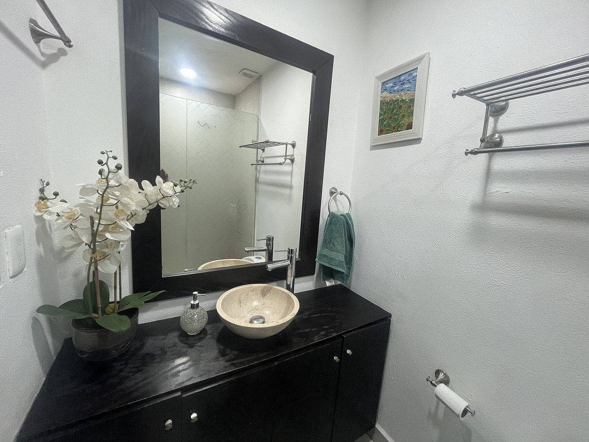 17 de 18: Baño Recámara Principal