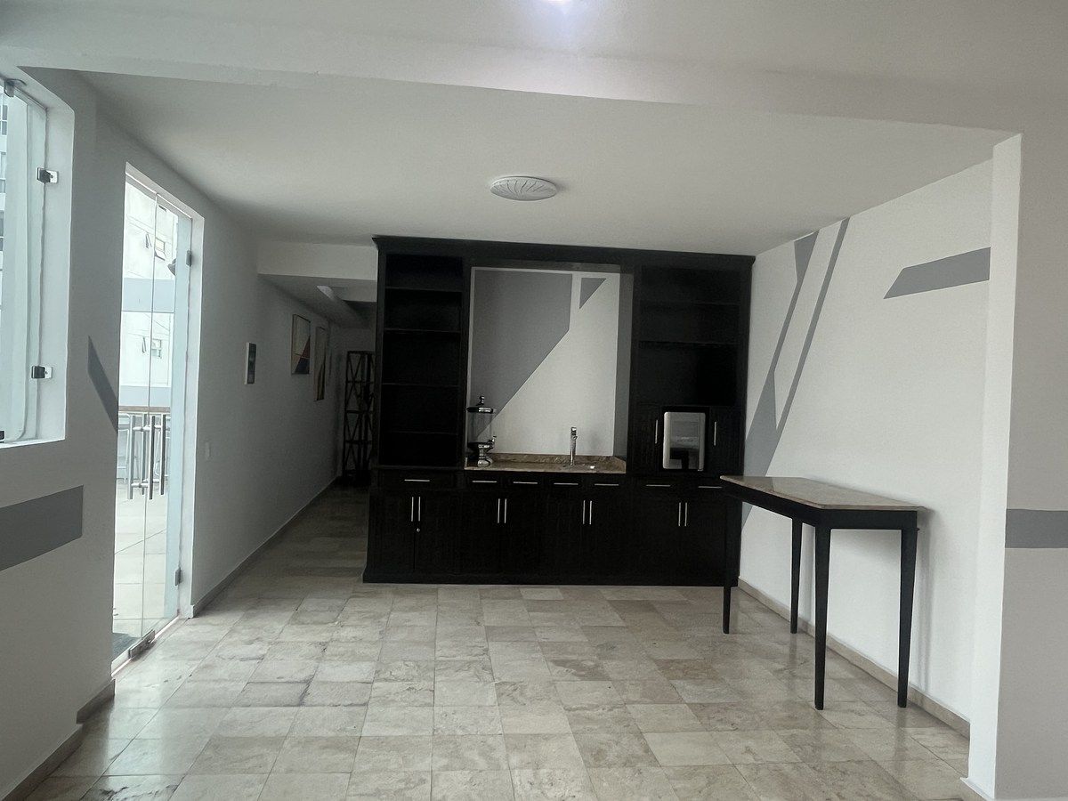 11 de 18: areas comunes