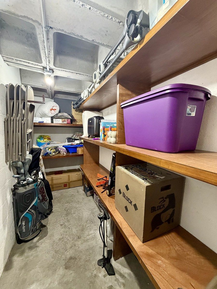 12 de 30: Amplia bodega