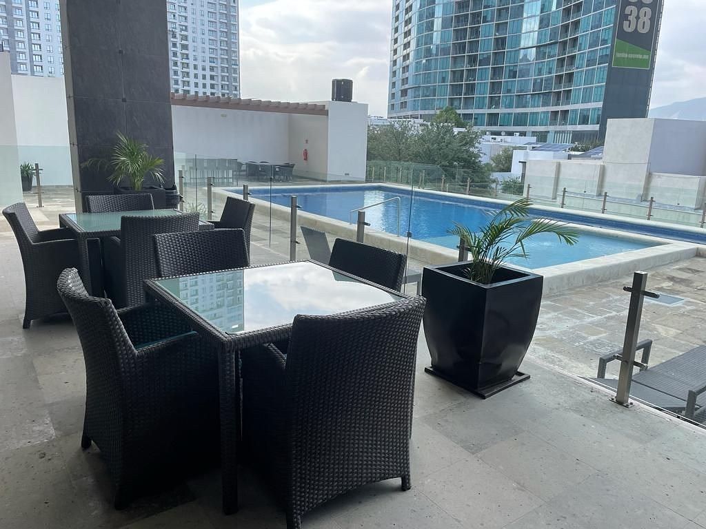 23 de 30: Terraza social