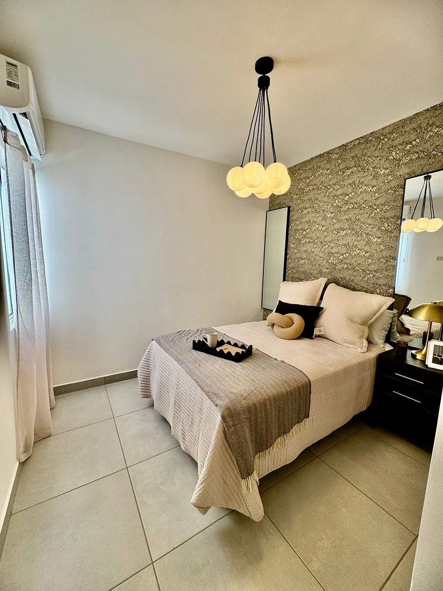 8 of 12: recamara principal