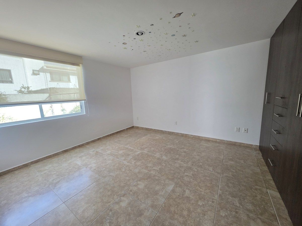 24 de 25: 2da habitación secundaria