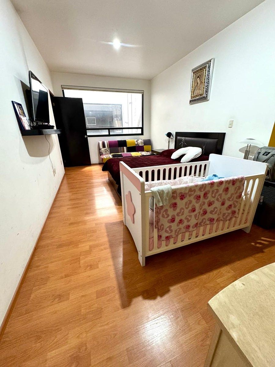 18 de 22: Recámara principal amplia