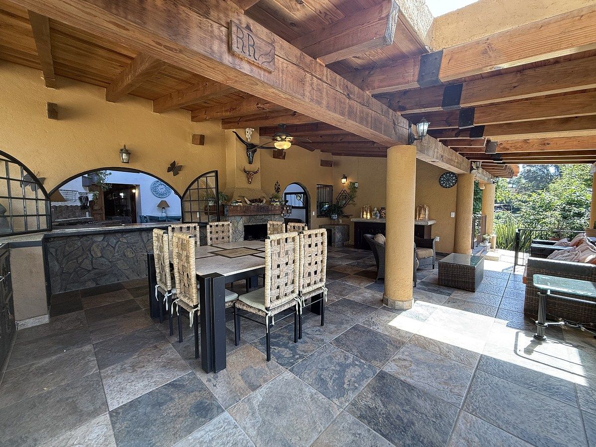 7 de 36: Comedor interior