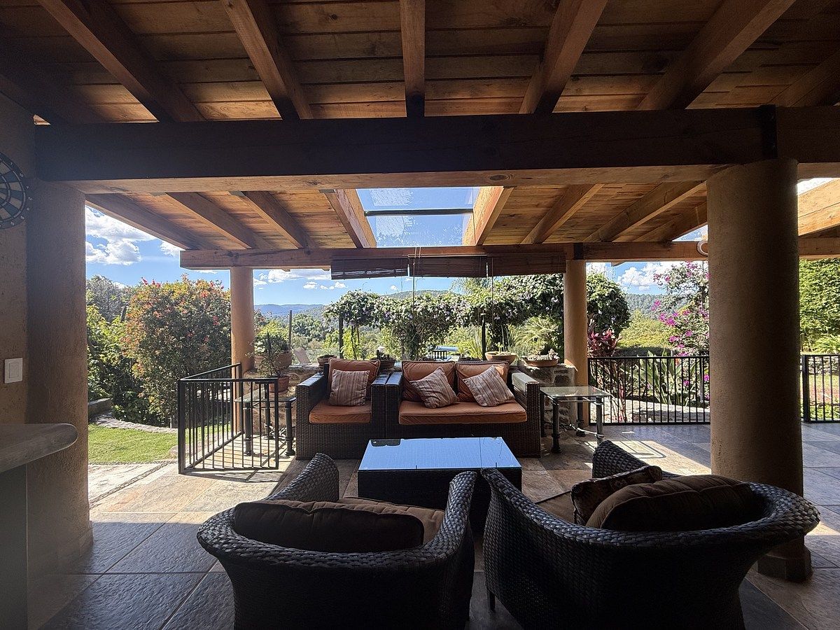 10 de 36: Sala exterior