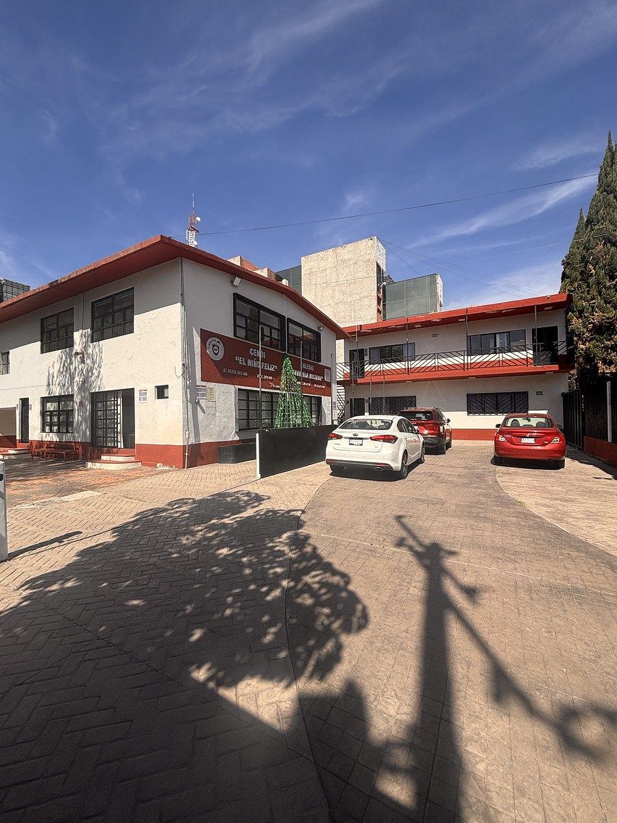 1 de 17: entrada y Bahía, de descarga para los estudiantes