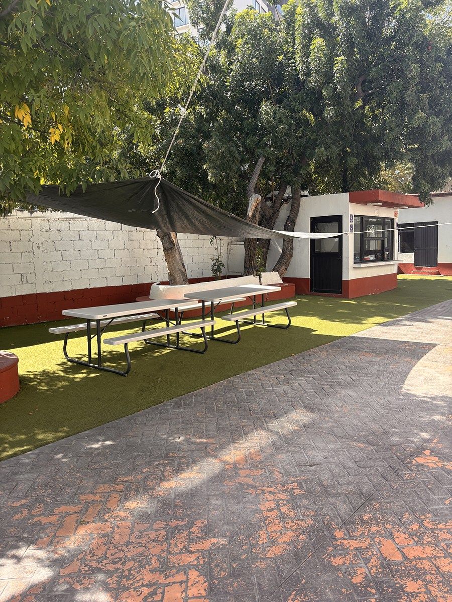 3 de 17: Área de comedor a un costado de la cocina