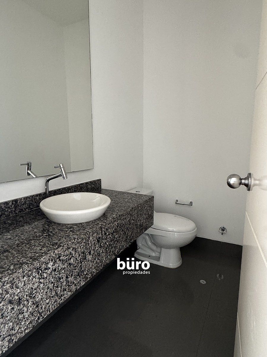 Baño visitas., foto 11 de 13
