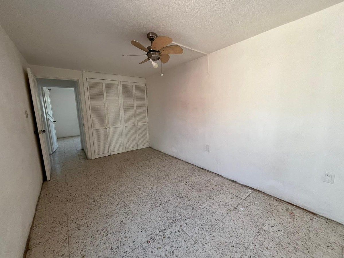 9 of 17: Recámara 1