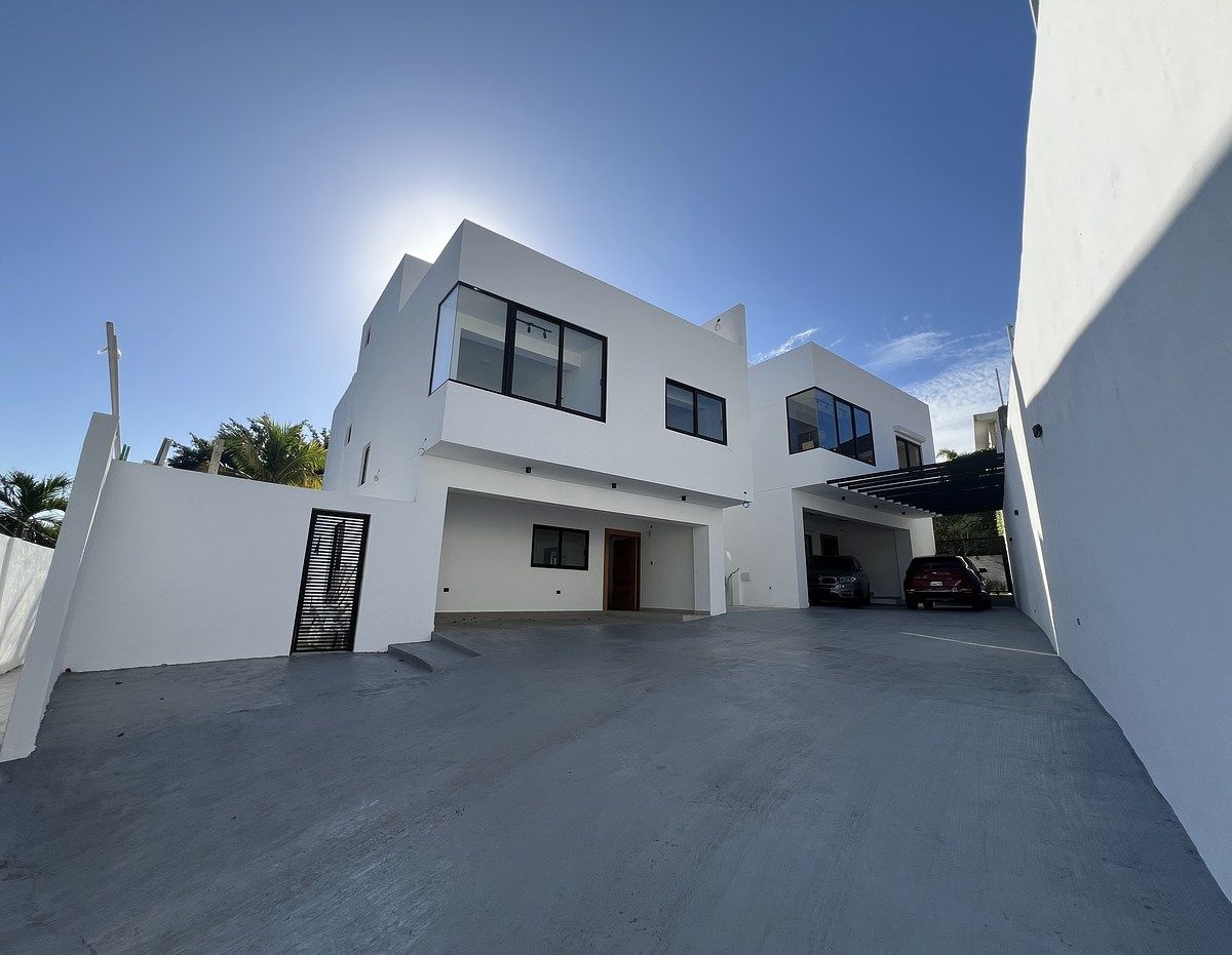Casa en Venta en Altos de Arroyo Hondo III, foto 1 de 28