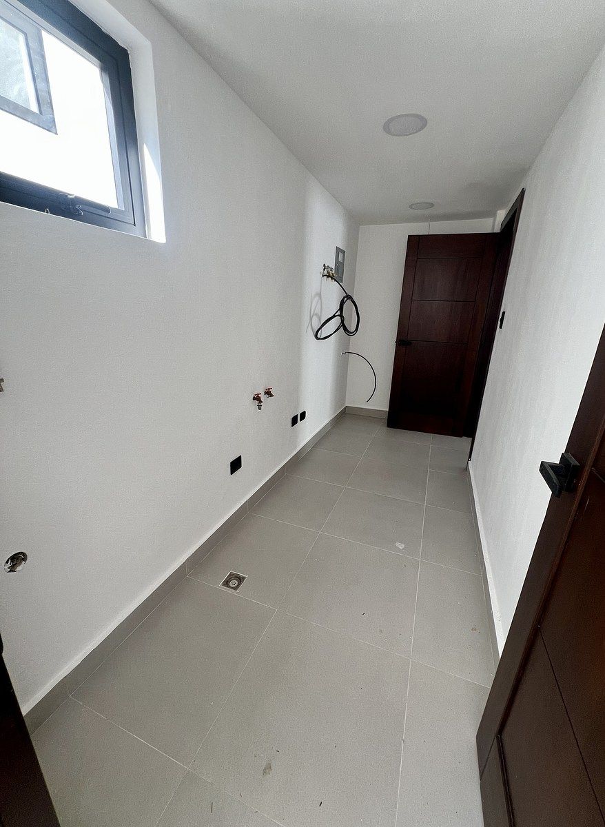 Casa en Altos de Arroyo Hondo III, Santo Domingo Centro (Distrito Nacional), foto 14 de 28