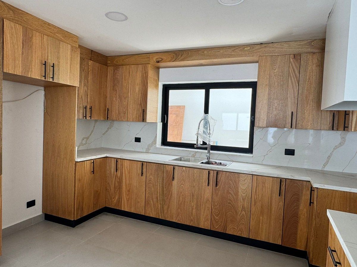 Casa en Altos de Arroyo Hondo III, Santo Domingo Centro (Distrito Nacional), foto 4 de 28