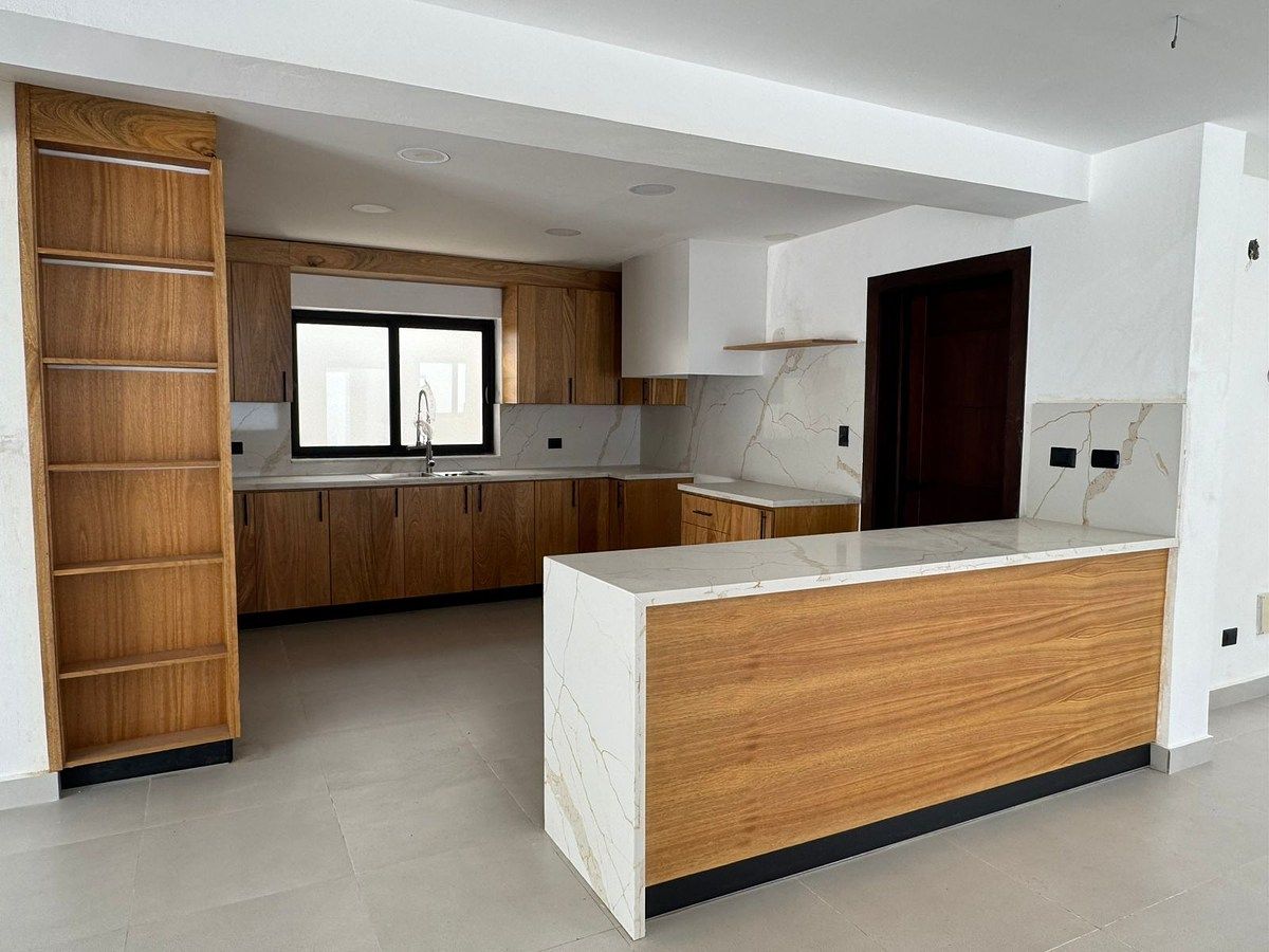 Casa en Altos de Arroyo Hondo III, Santo Domingo Centro (Distrito Nacional), foto 8 de 28