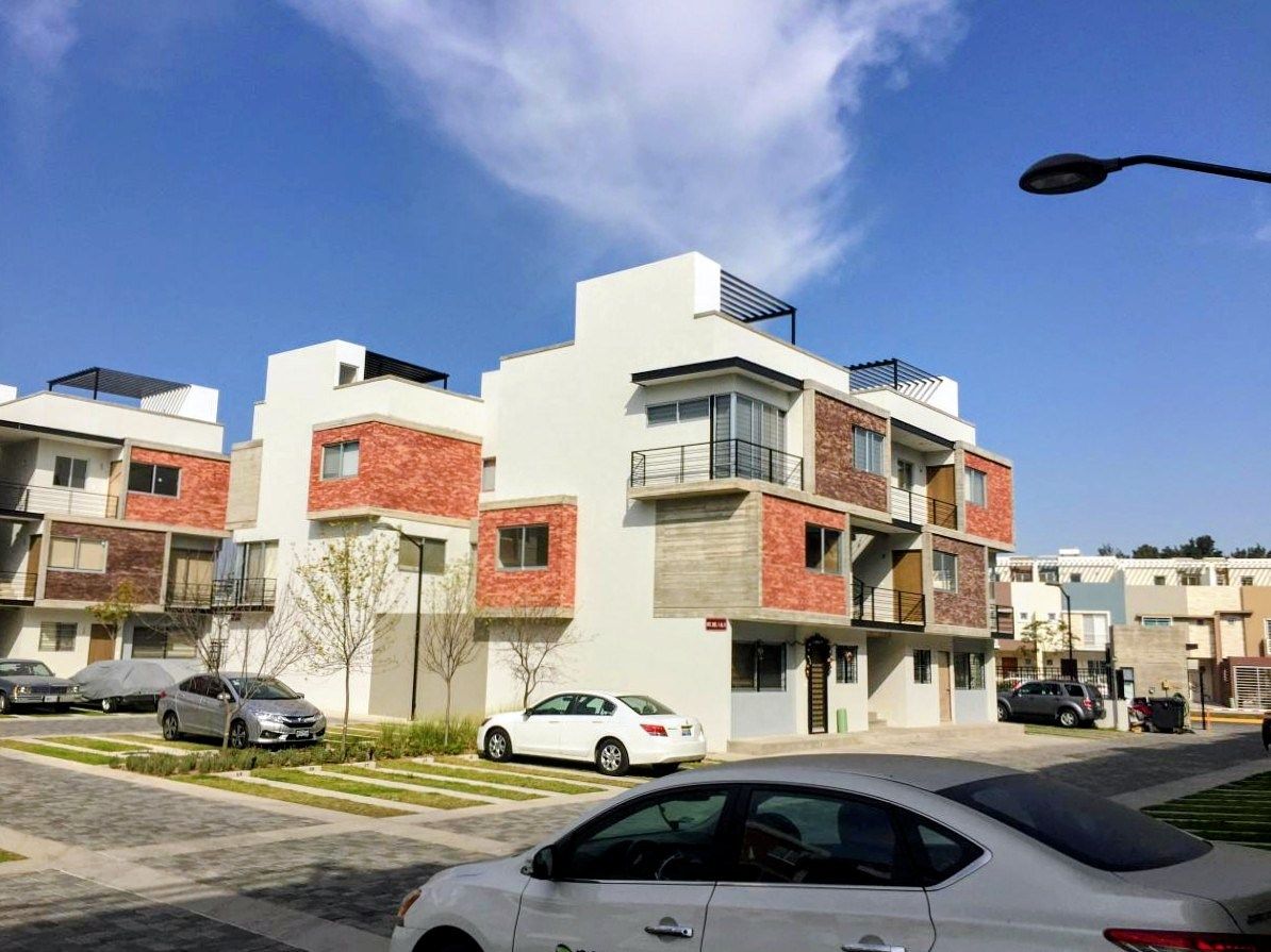 ESPECTACULAR DEPARTAMENTO EN VENTA CON ROOF A UNOS PASOS DEL ITESO EN COTO CON S - foto 1