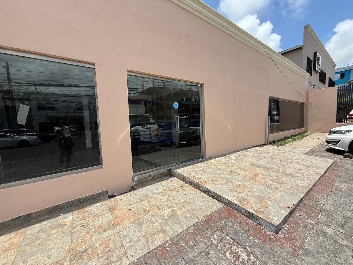 Local Comercial en Los Prados, Santo Domingo Centro (Distrito Nacional), foto 2 de 19
