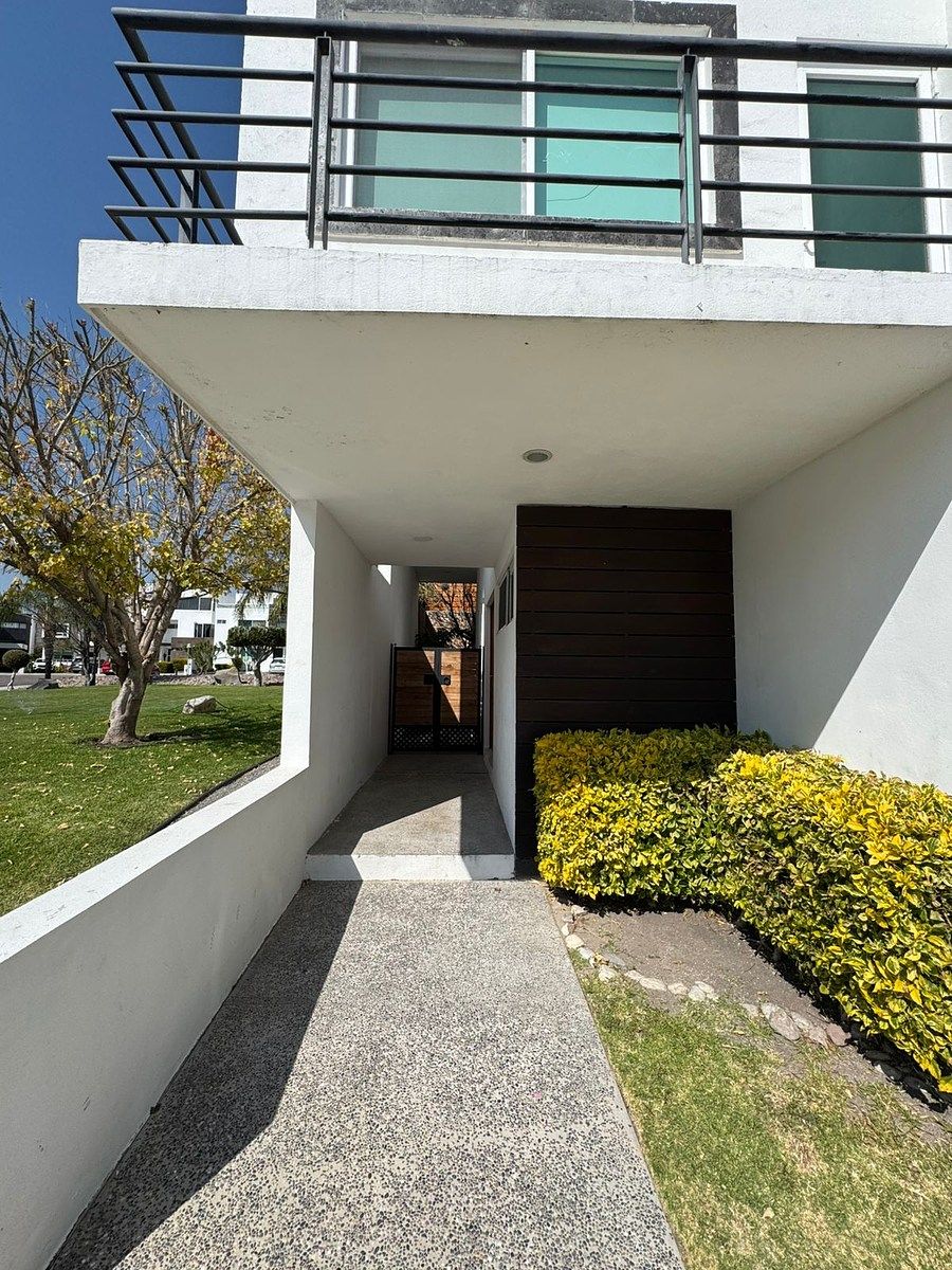 Casa en Cañadas del Lago, Corregidora, foto 3 de 25