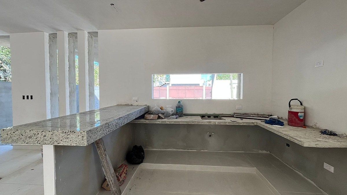 12 of 18: AVANCE DE OBRA