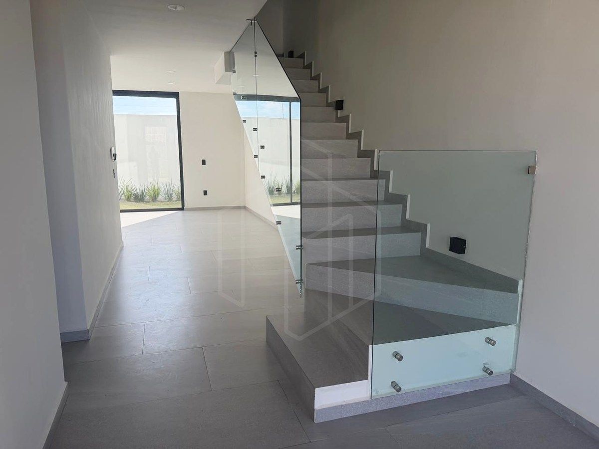 Casa en Venta -Valle Imperial, Zapopan. - foto 3
