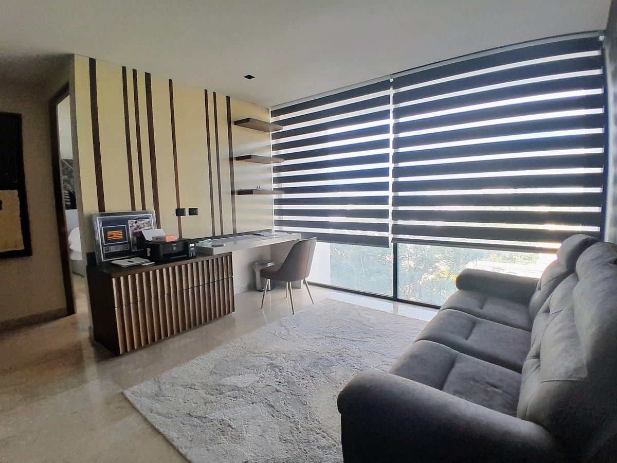 12 de 36: Family room