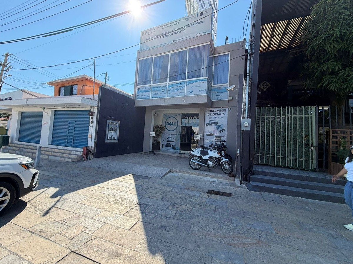 Edificio Comercial Corporativo en Venta sobre Boulevard Belisario Domínguez