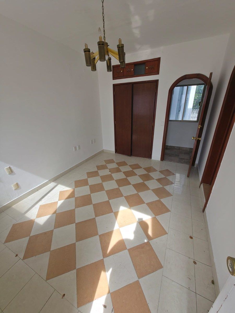 36 de 36: HABITACION 4