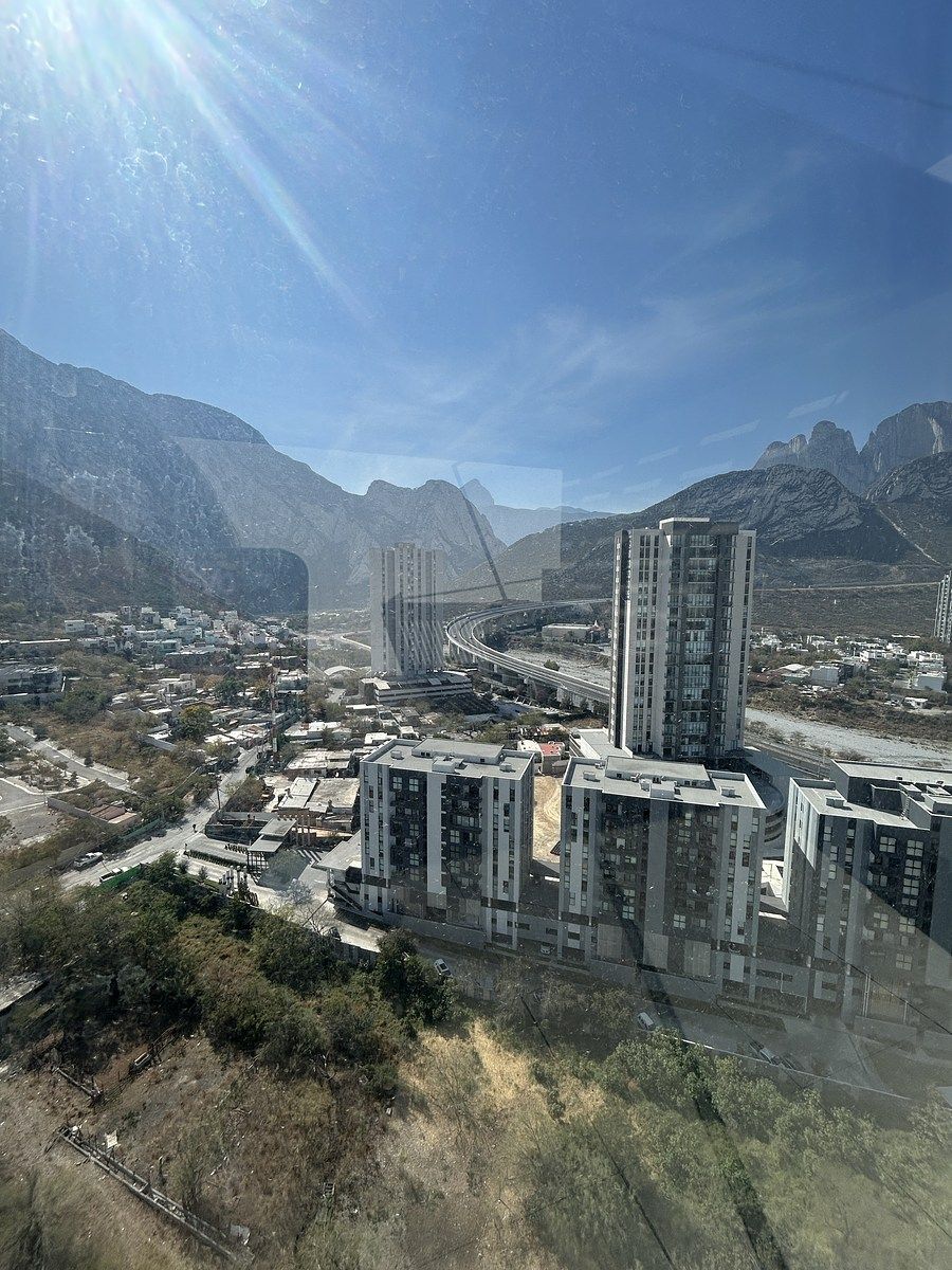 11 of 15: Vista a la Huasteca