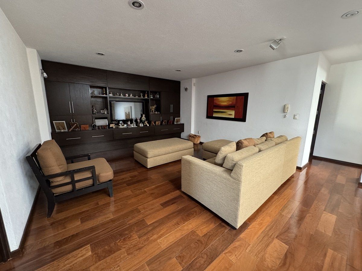 10 of 20: sala tv PA