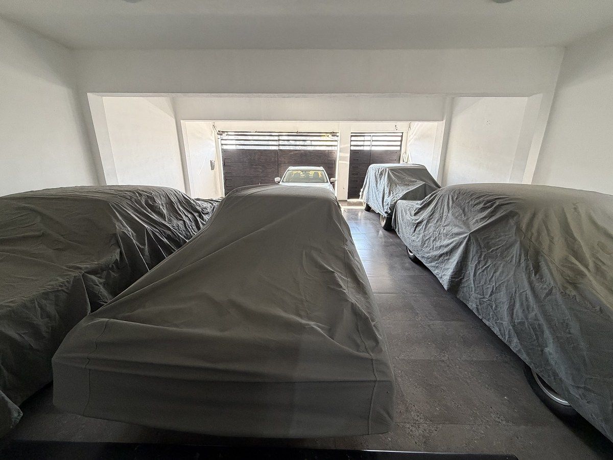 3 of 18: ESTACIONAMIENTO