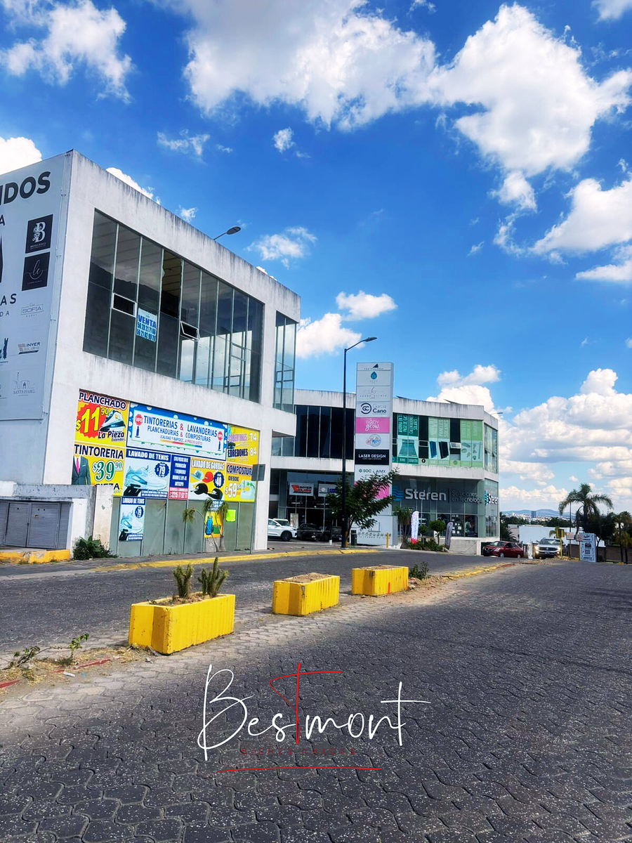 8 de 9: Plaza Centro Lomas