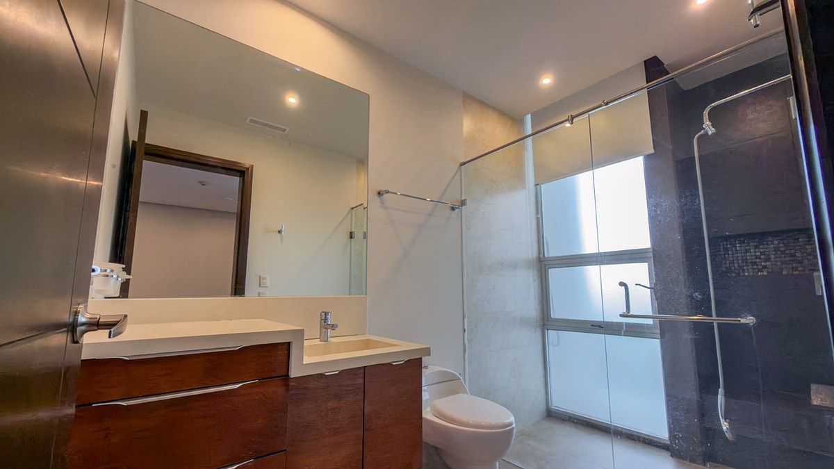 15 de 24: baño recámara secundaria 1