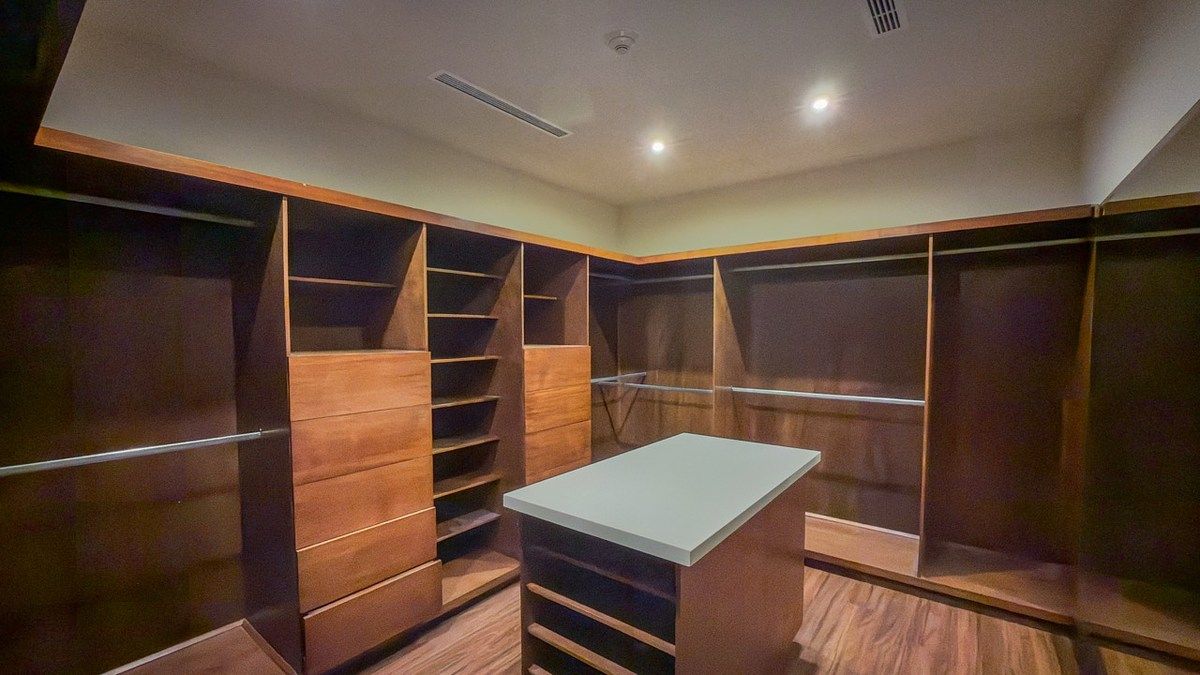 13 de 24: clóset recámara principal