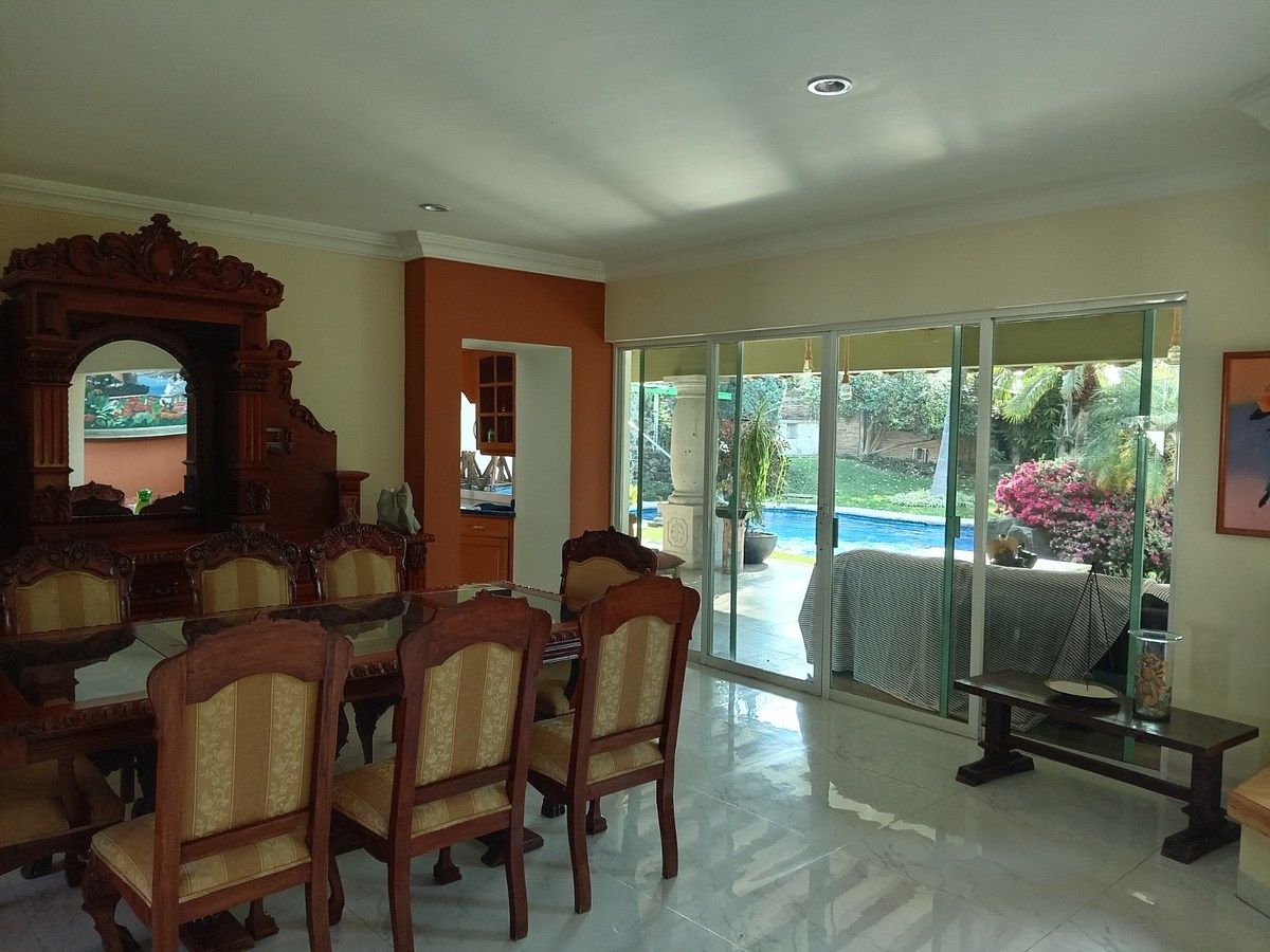 VENTA CASA EN CUERNAVACA EN LA ALDEA SUMIYA - foto 4