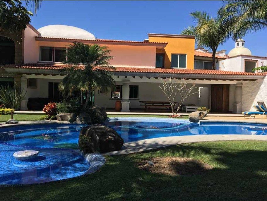 VENTA CASA EN CUERNAVACA EN LA ALDEA SUMIYA - foto 2