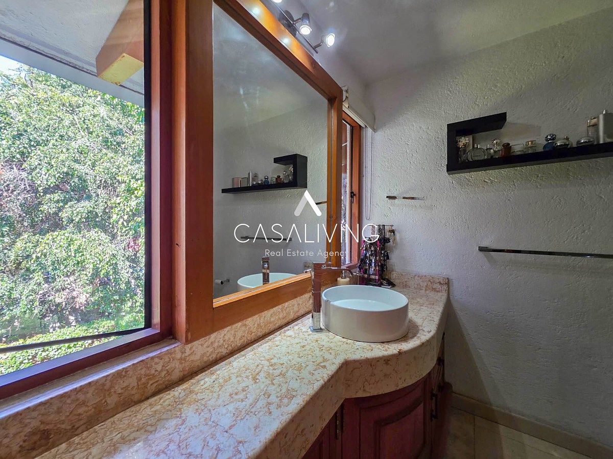 22 de 25: Baño de recámara secundaria