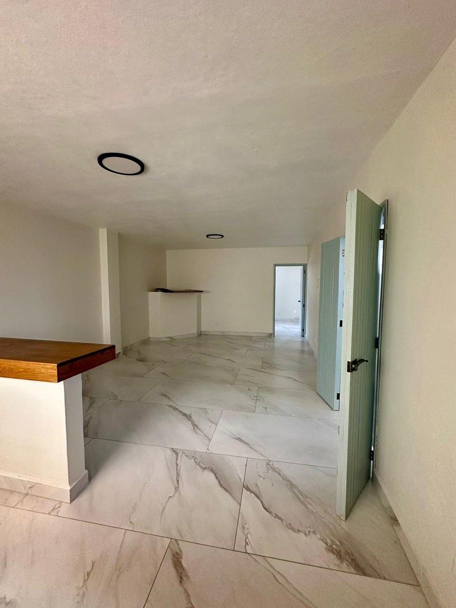 4 de 12: Area social, cocina - comedor