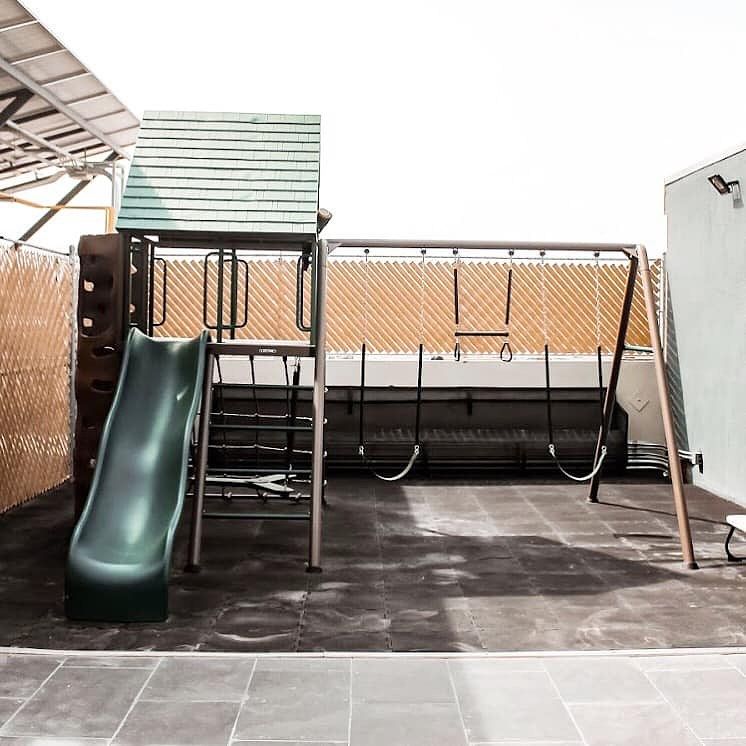 14 de 15: AREA DE JUEGOS