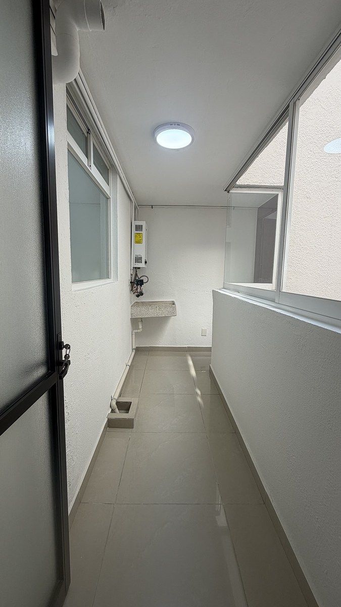 17 de 23: Área lavandería