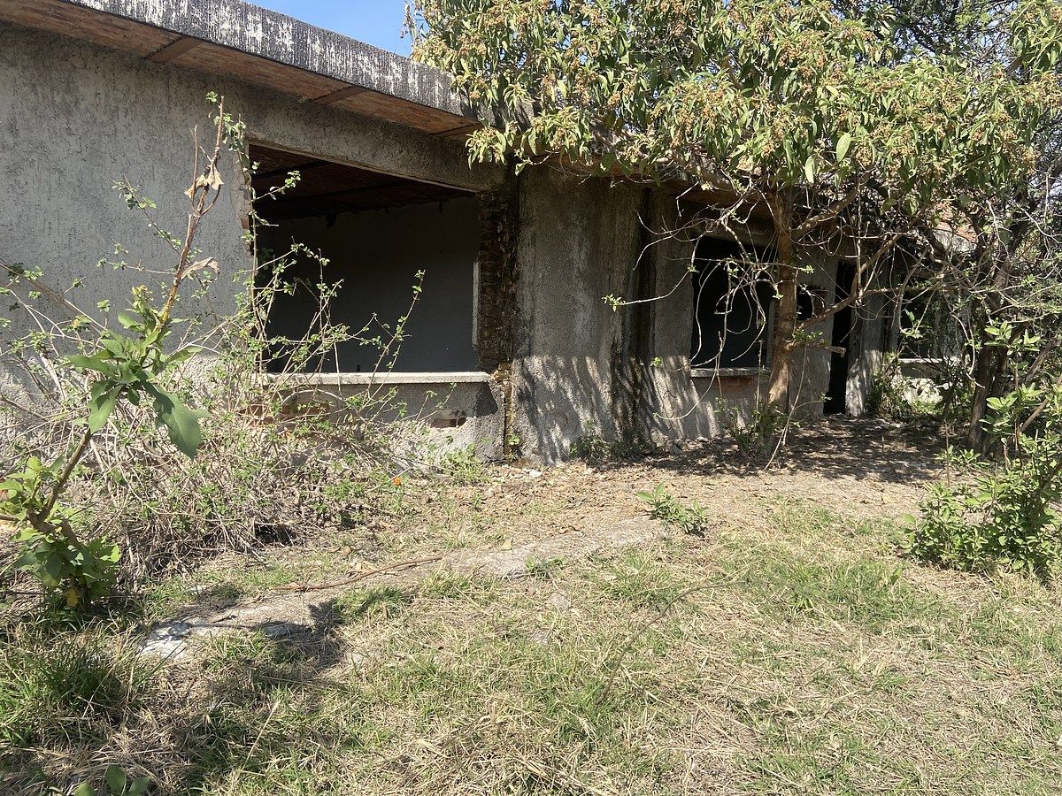 7 de 9: Terreno Industrial en Venta en el Salto