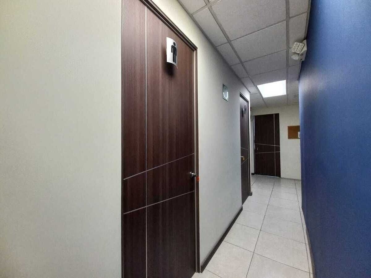 Oficina en Zona 10, Guatemala, foto 18 de 25